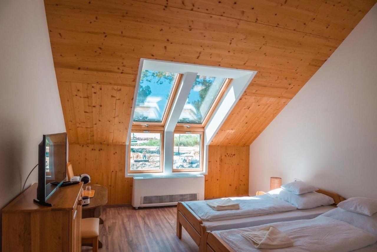 Fisher'S Deluxe Apartments Balatonfured Luaran gambar