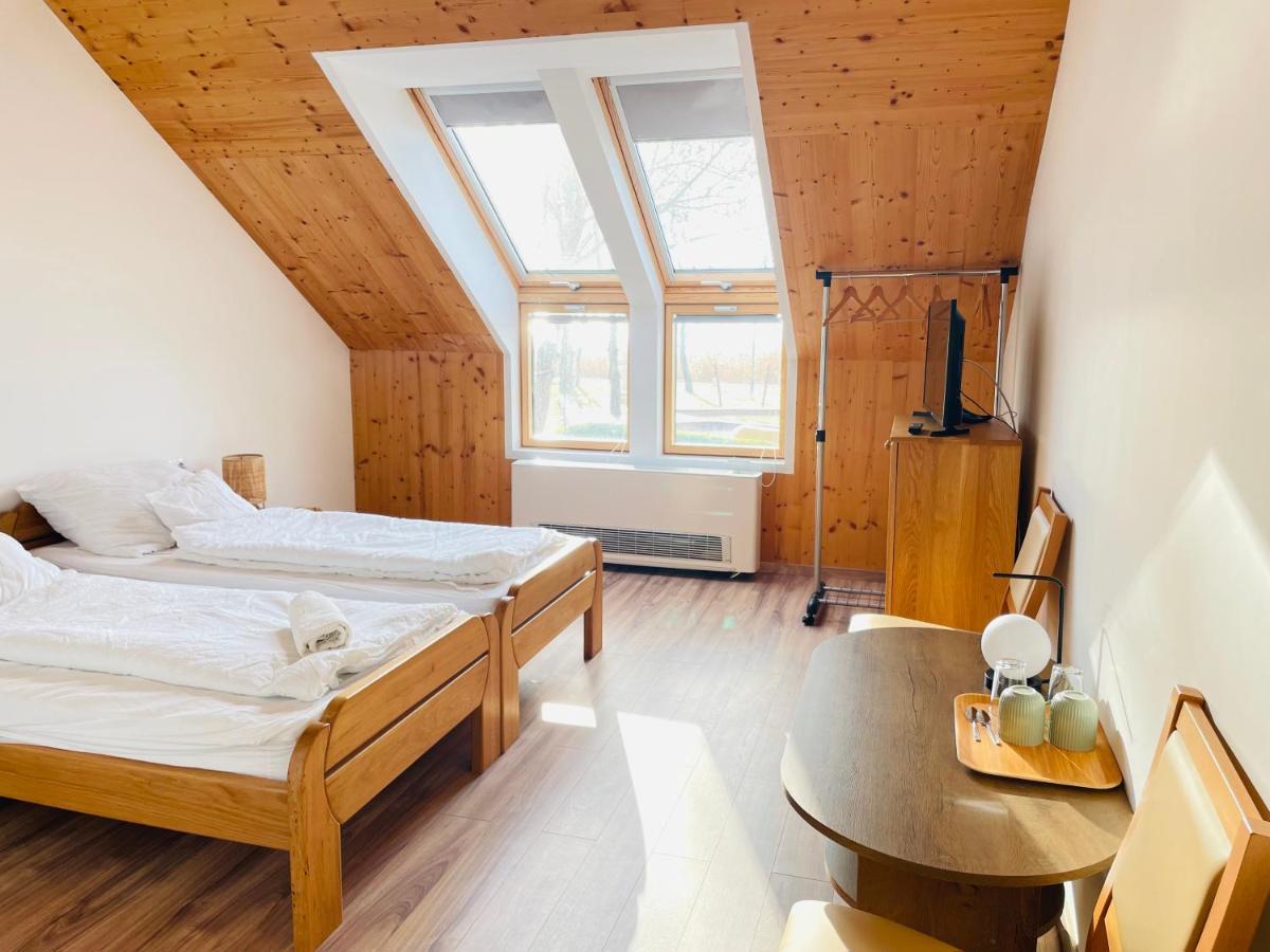 Fisher'S Deluxe Apartments Balatonfured Luaran gambar