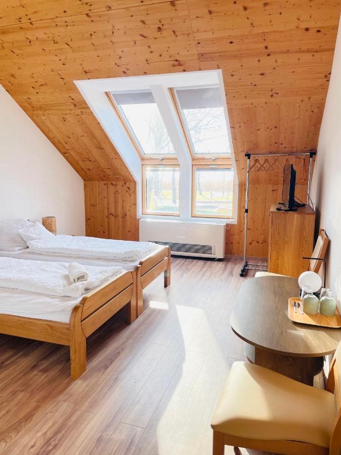 Fisher'S Deluxe Apartments Balatonfured Luaran gambar