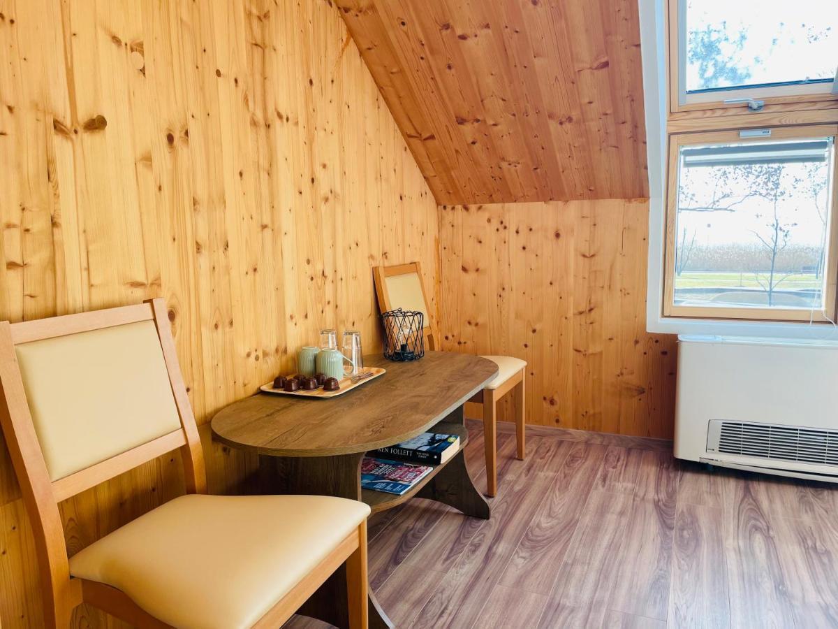 Fisher'S Deluxe Apartments Balatonfured Luaran gambar